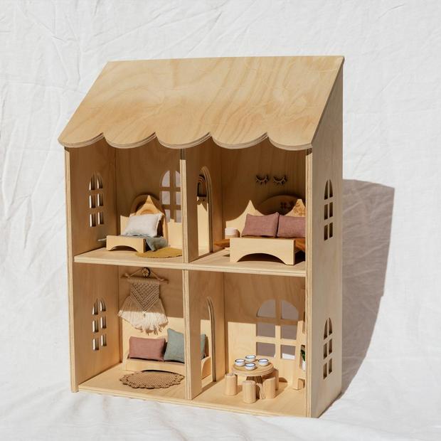 Wall Doll House